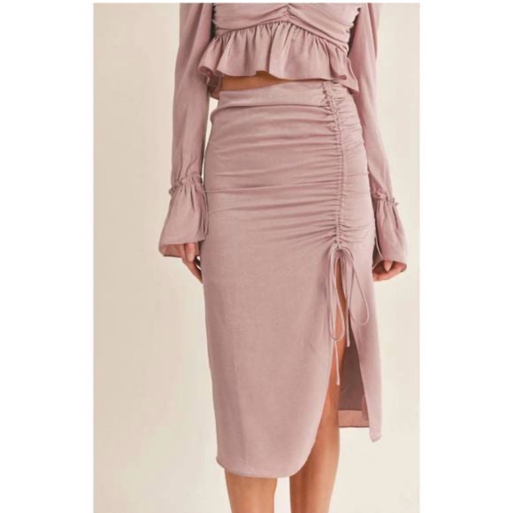 SAGE THE LABEL Elegant Mauve Ruched Midi pencil Skirt